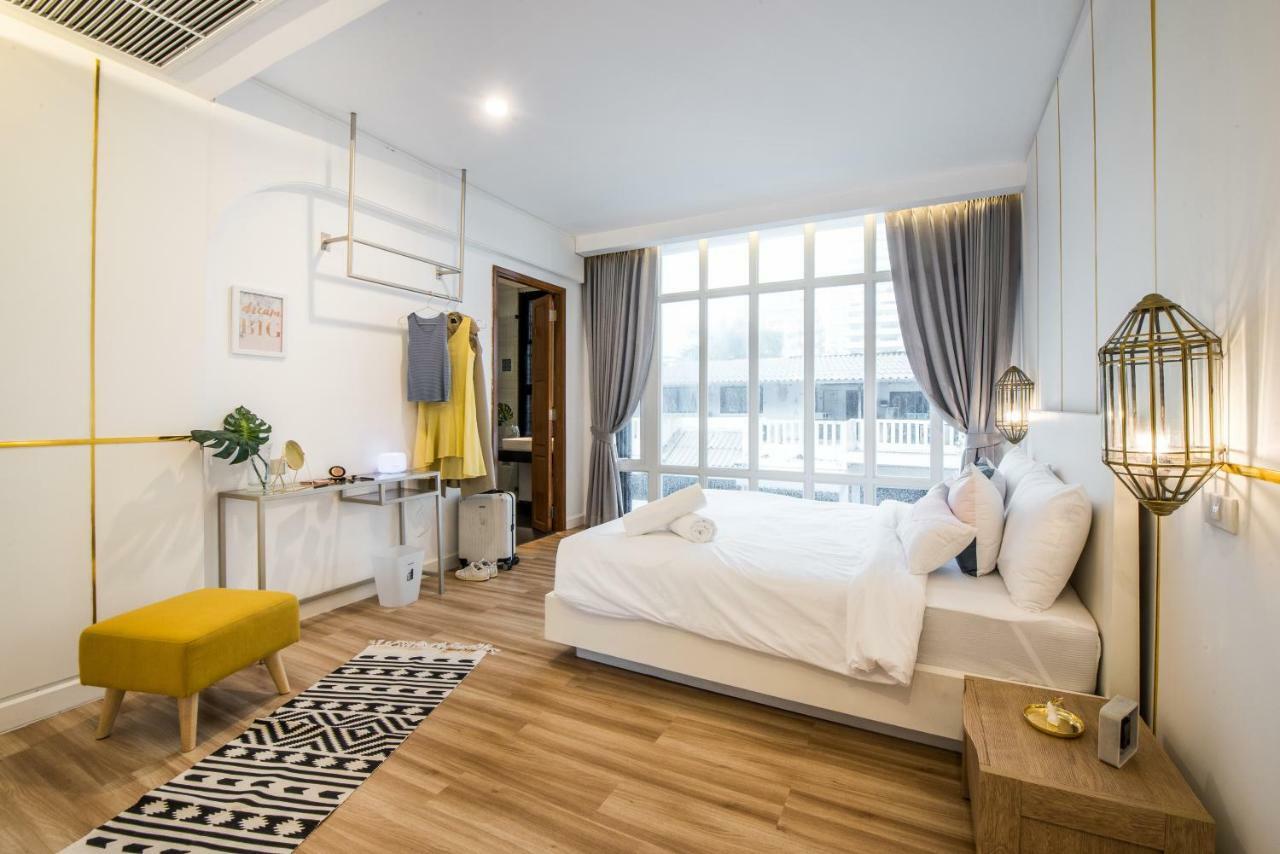 Nimit Boutique Hotel Bangkok Bagian luar foto