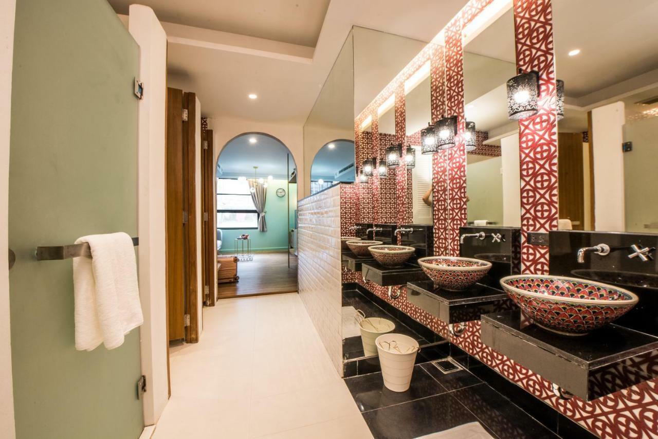 Nimit Boutique Hotel Bangkok Bagian luar foto